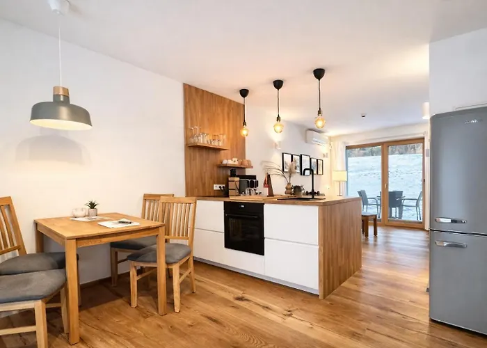 Aparthotel Da Alois - Alpine Premium Grobming